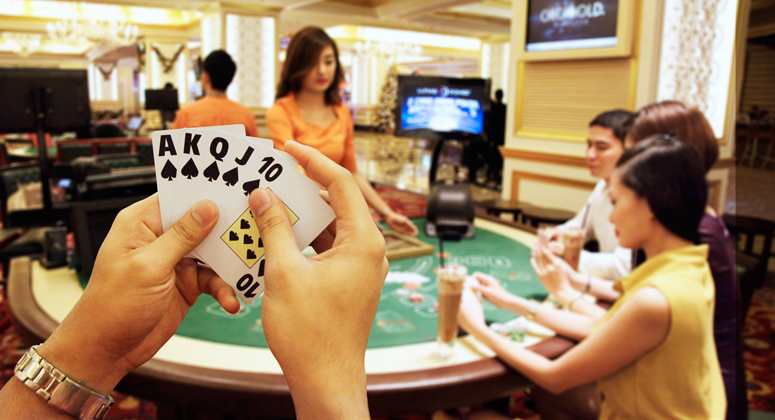 Play In Online Casinos